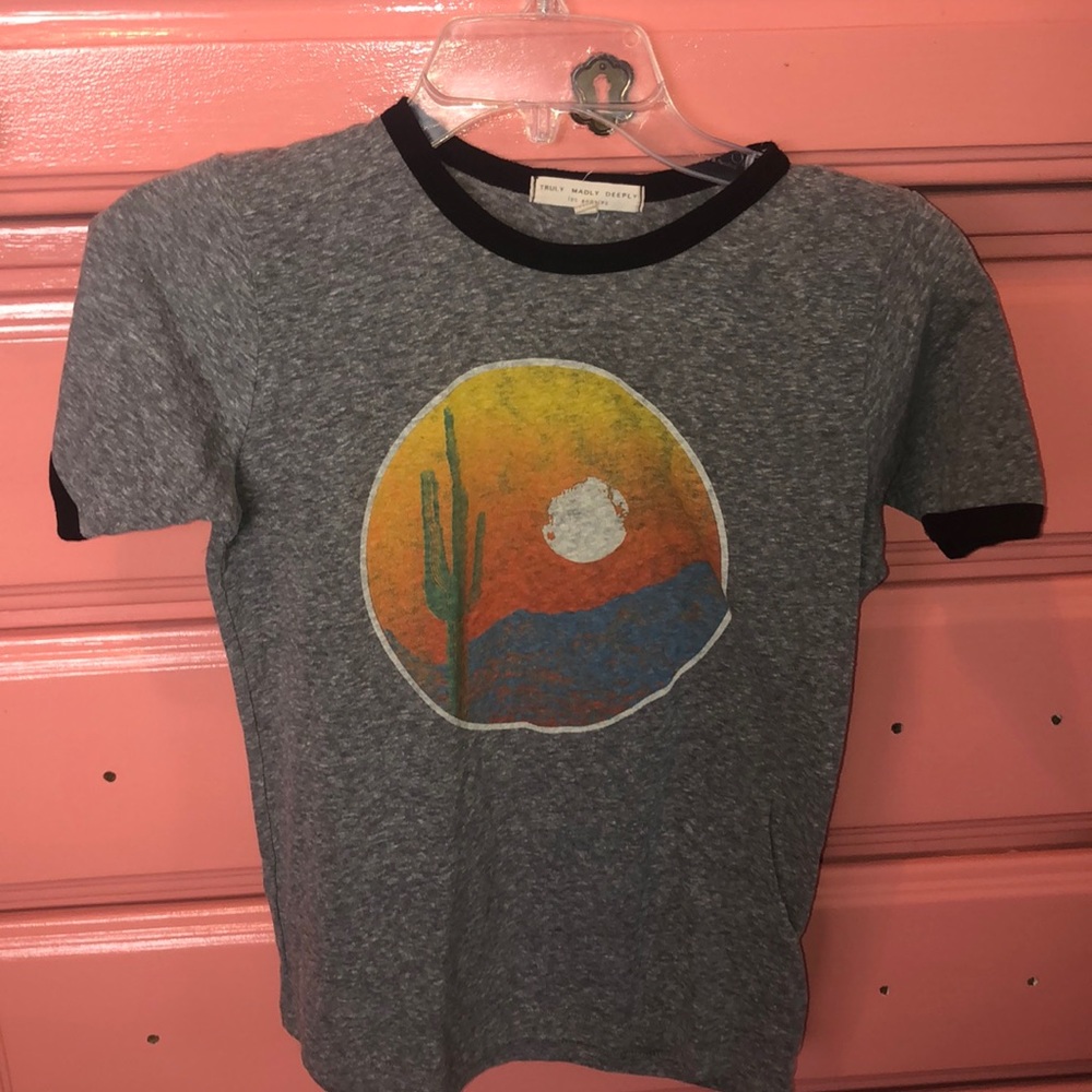 Short sleeve desert vintage tee